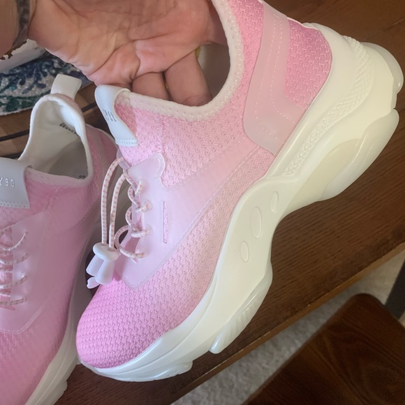 ⭐️BRAND NEW STEVE MADDEN NY90⭐️ - Picture 7 of 7